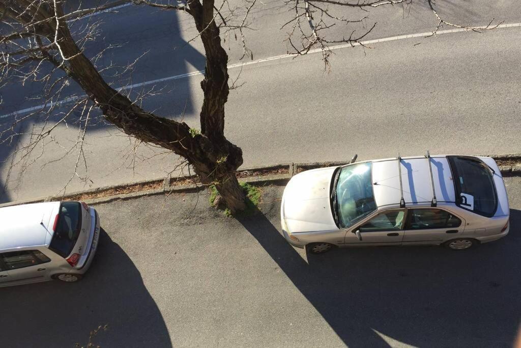 Appartamento Con Parcheggio Pubblico Sotto Casa Saint-Vincent Dış mekan fotoğraf
