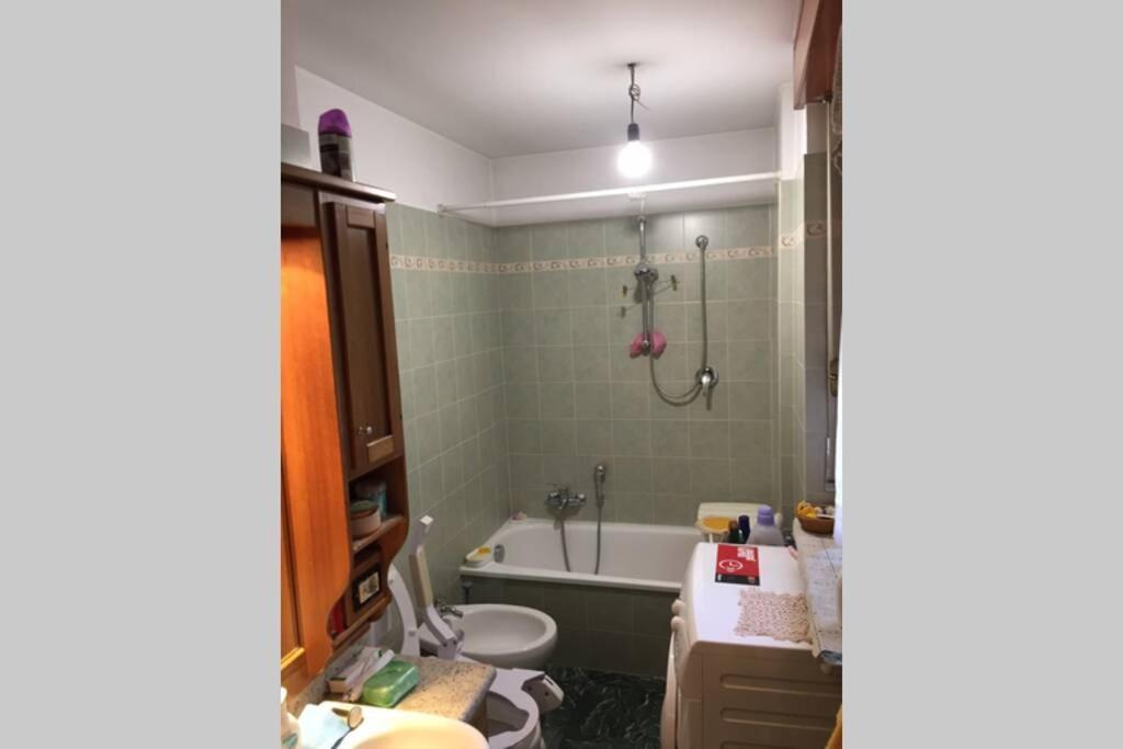Appartamento Con Parcheggio Pubblico Sotto Casa Saint-Vincent Dış mekan fotoğraf