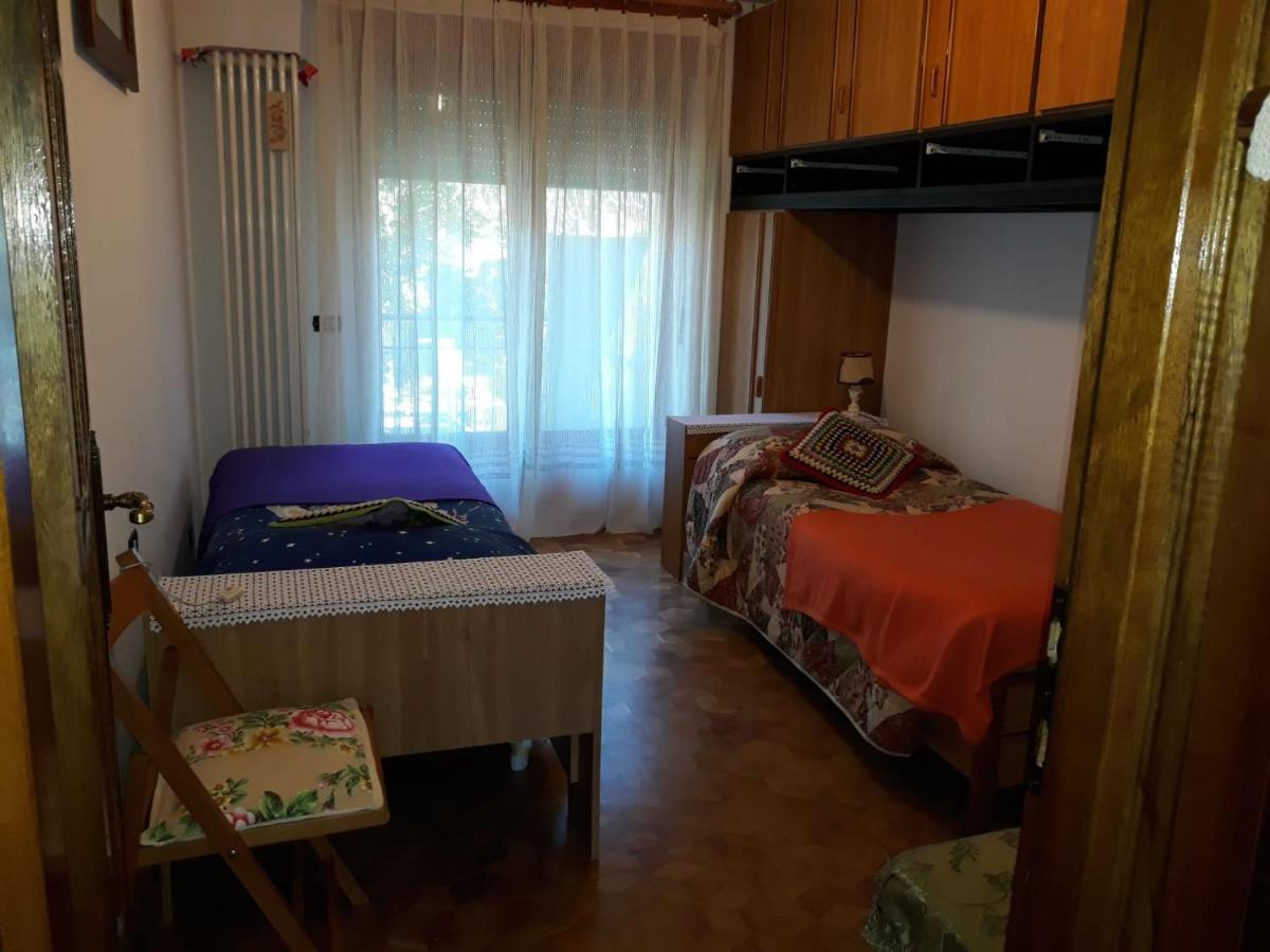 Appartamento Con Parcheggio Pubblico Sotto Casa Saint-Vincent Dış mekan fotoğraf